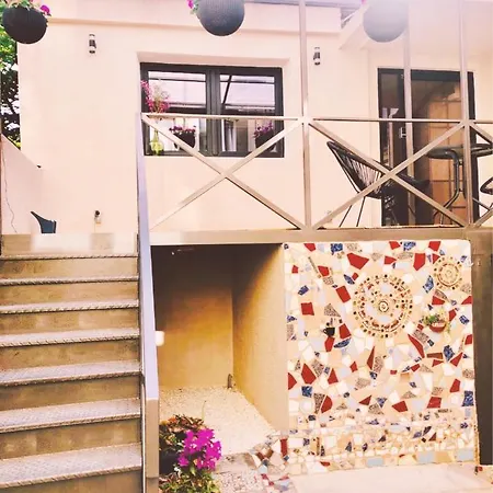 Happy Opera-2 Apartment *